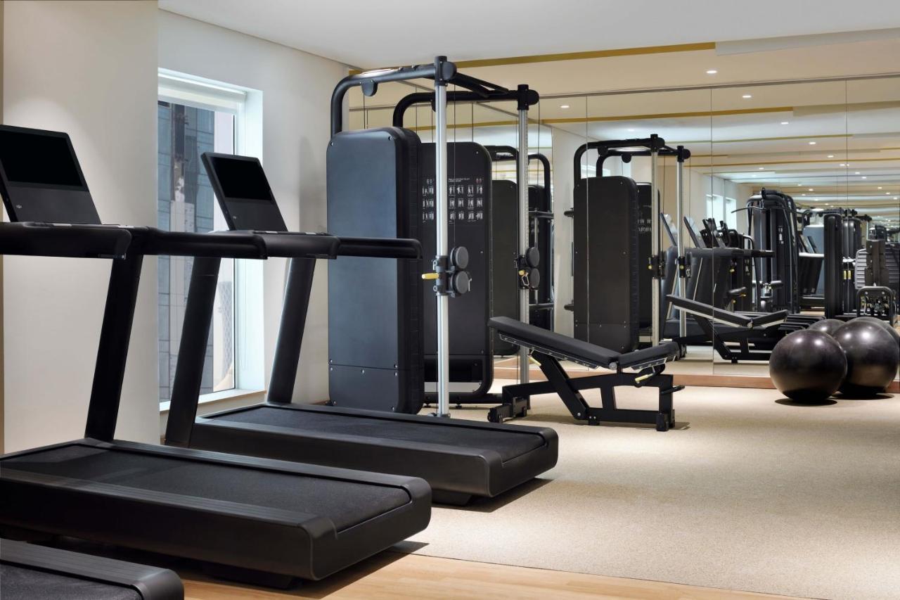 Element By Westin City Center Ντόχα Εξωτερικό φωτογραφία The gym at The Dorchester