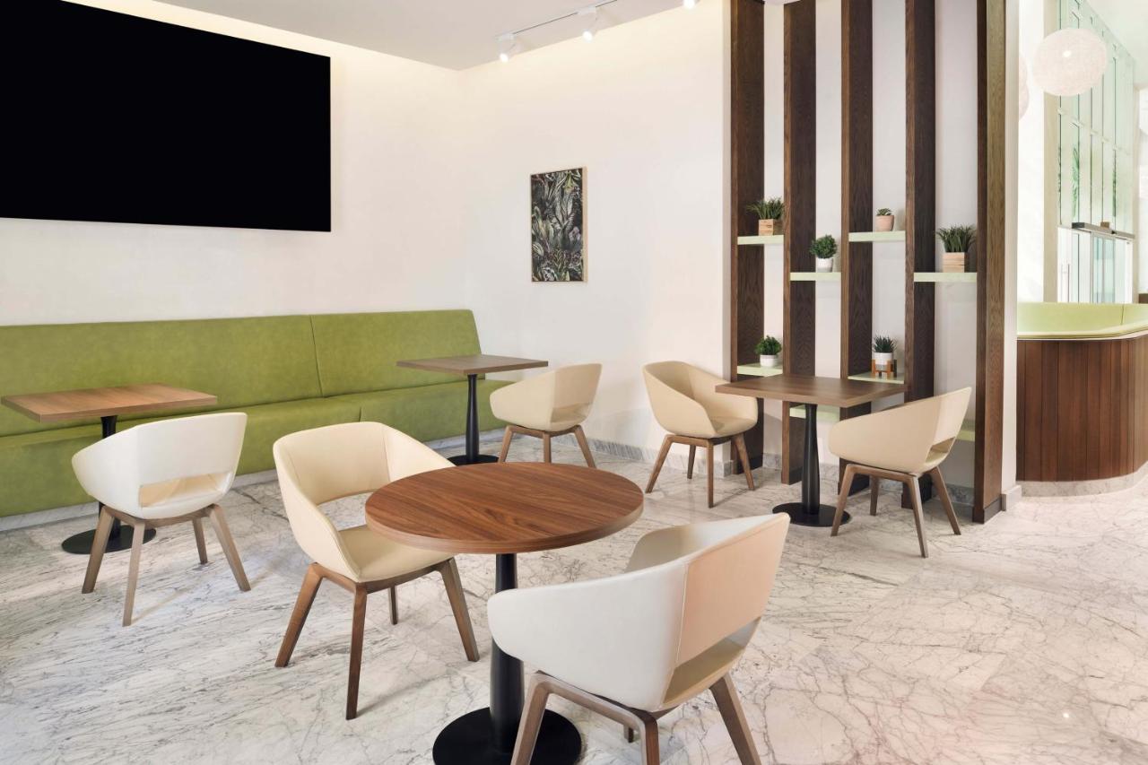 Element By Westin City Center Ντόχα Εξωτερικό φωτογραφία The lounge at the airport